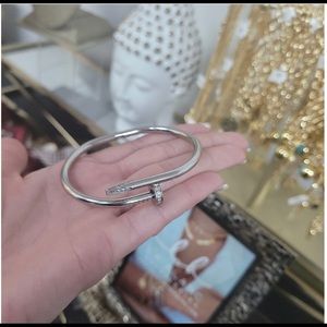 Stainless steel bracelet